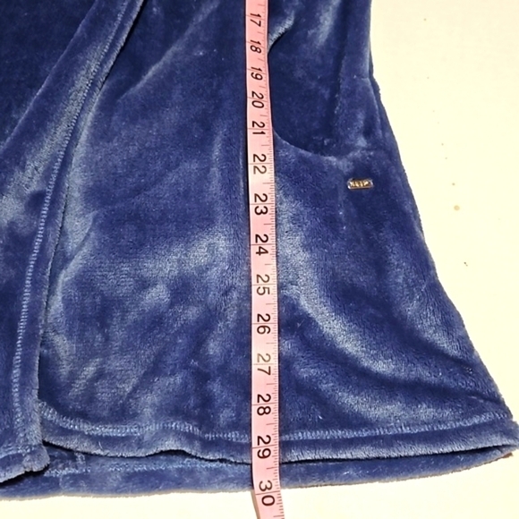 Ugg | Blue Plush Sleeveless Hoodie - Picture 7 of 10